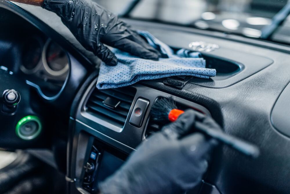 Car Dash Detailing